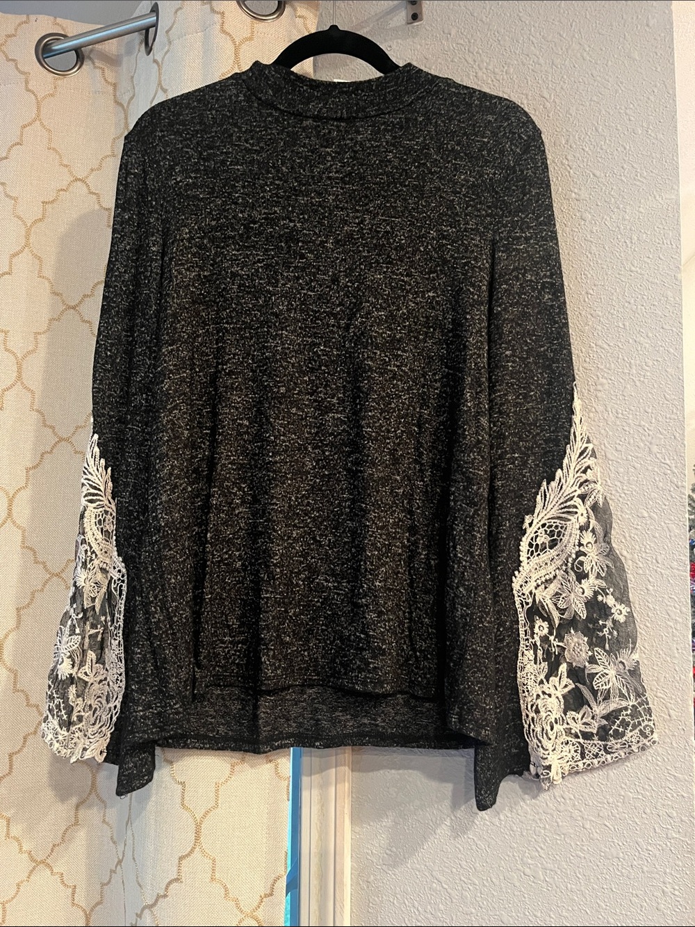 Daytrip Black Heather Pullover with White Lace Bell Sleeves